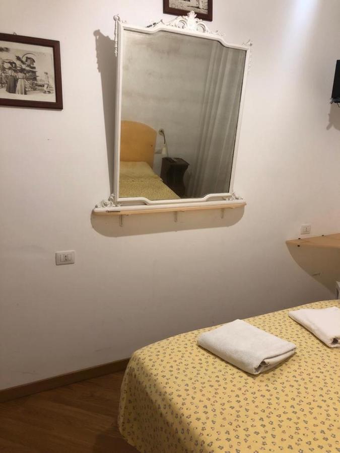 B&B Brezza Marina San Benedetto del Tronto Buitenkant foto